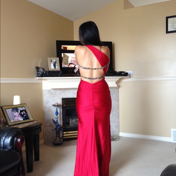 Evening gown - Picture 2 of 9